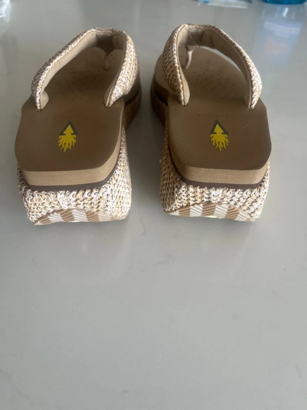 Volatile Island Raffia Thong Sandal - Tan Size 8